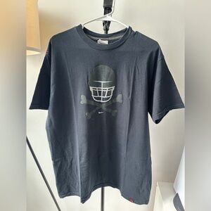 Nike Football Dri Fit T-Shirt Men’s XL  Skull-n-bones Helmet Black